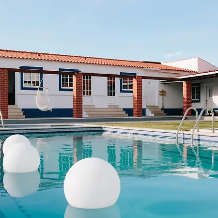 Zulla Nazare's Surf Village *