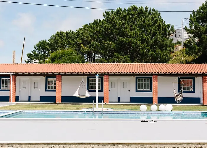 招待所 Zulla Nazare's Surf Village *